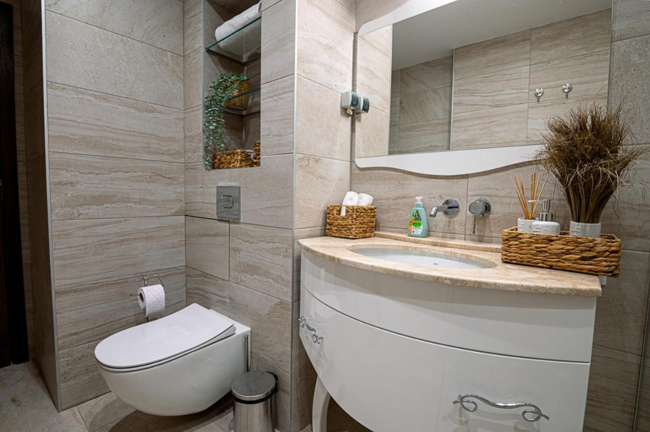 Stylish 1-Bd Apartment In St Constantine And Helena By Flat Mаnager セインツ・コンスタンティン＆ヘレナ エクステリア 写真